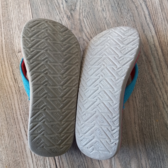 Reef kids flip flips size 9/10 - Picture 2 of 3